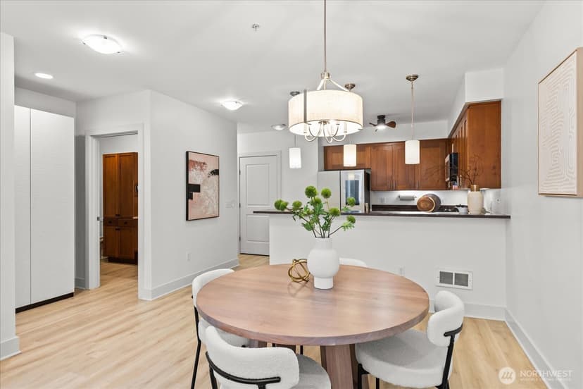 Property photo for 51 Pine Street #201, Edmonds photo 15