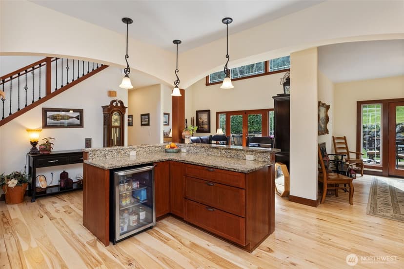 Property photo for 2701 NE Strand Road, Bremerton photo 17