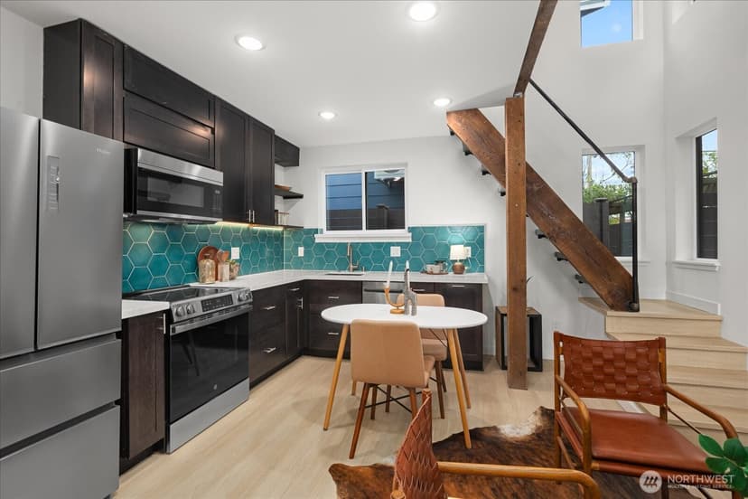 Property photo for 828 S Sullivan Street #B, Seattle photo 3