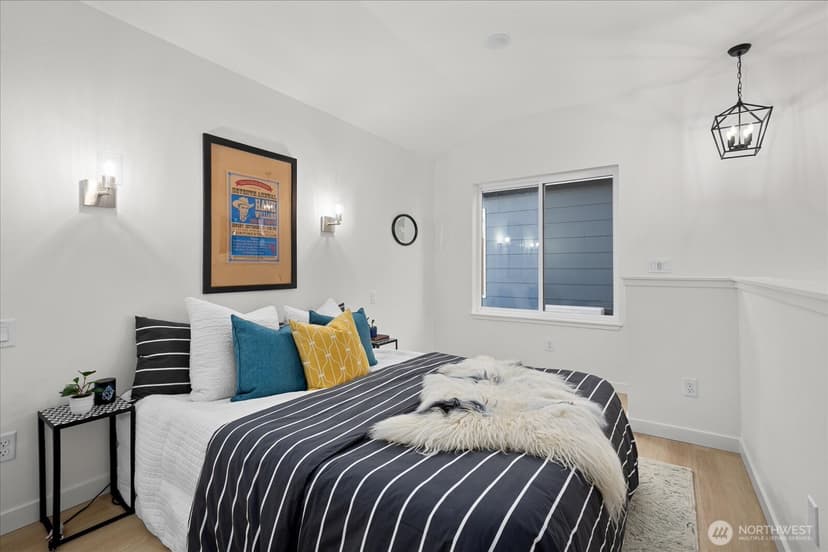 Property photo for 828 S Sullivan Street #B, Seattle photo 8
