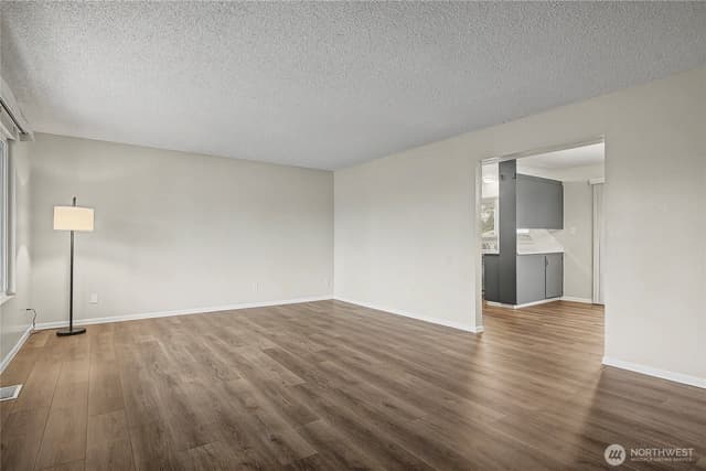 Property photo for 3214 Pike Street SE, Auburn photo 4