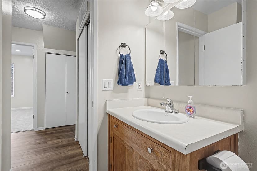 Property photo for 3214 Pike Street SE, Auburn photo 10