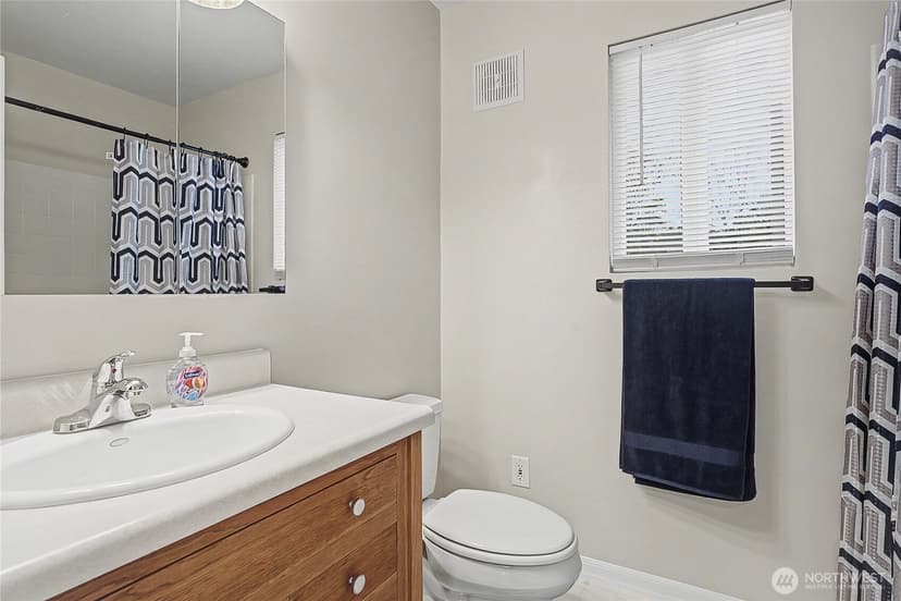 Property photo for 3214 Pike Street SE, Auburn photo 9