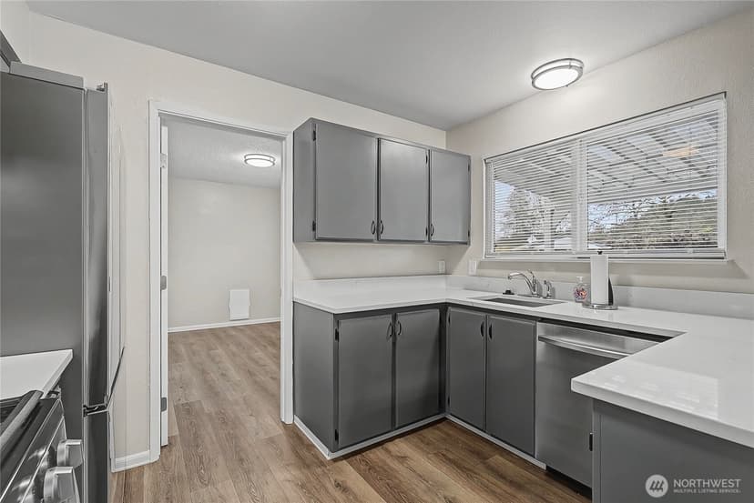 Property photo for 3214 Pike Street SE, Auburn photo 6