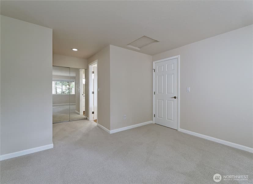 Property photo for 6616 114th Avenue SE, Bellevue photo 18