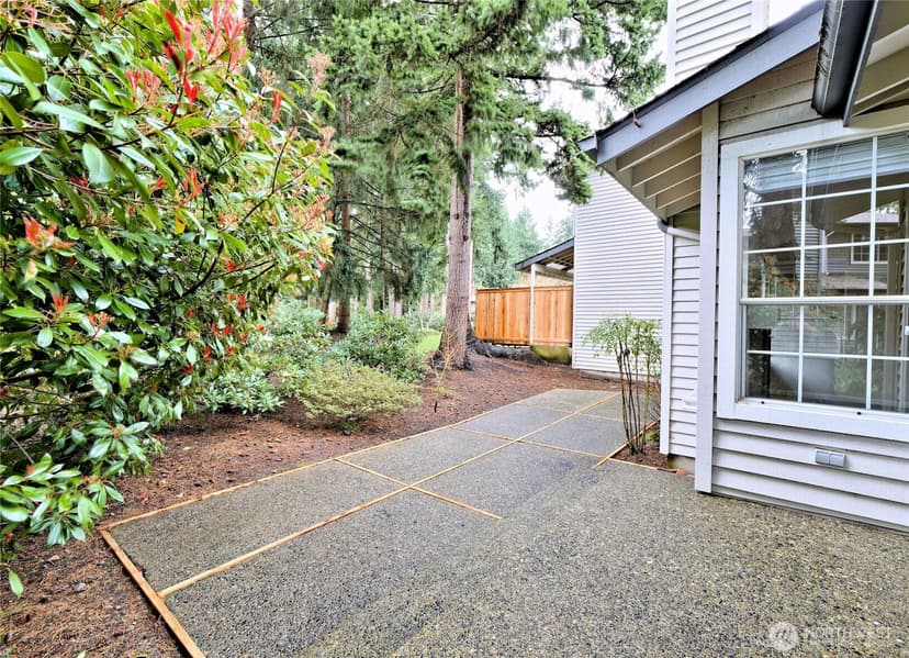 Property photo for 6616 114th Avenue SE, Bellevue photo 22