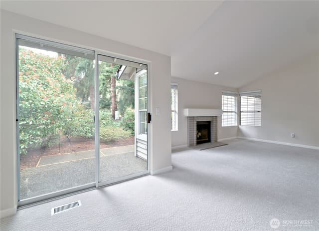 Property photo for 6616 114th Avenue SE, Bellevue photo 5