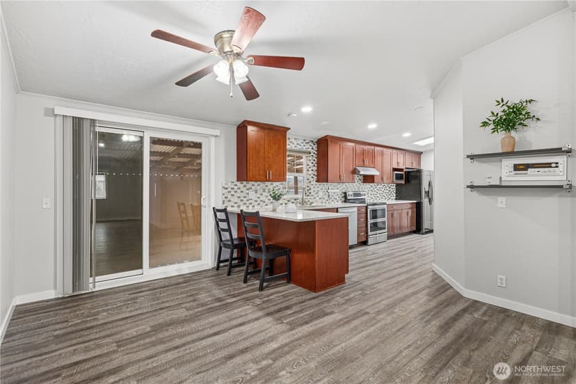 Property photo for 4248 A Street SE #602, Auburn photo 7