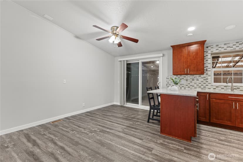 Property photo for 4248 A Street SE #602, Auburn photo 21