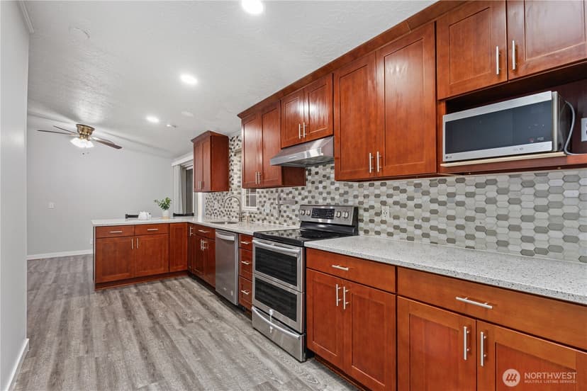 Property photo for 4248 A Street SE #602, Auburn photo 10