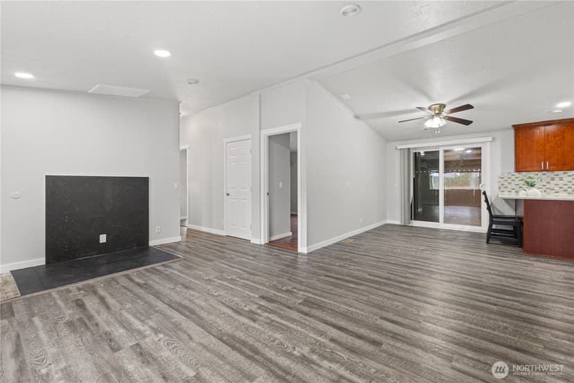 Property photo for 4248 A Street SE #602, Auburn photo 6
