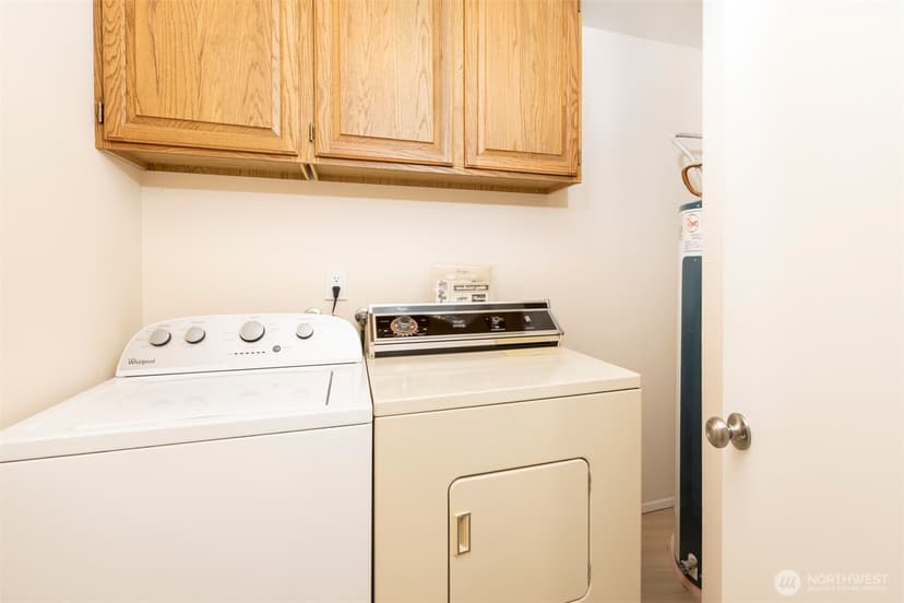 Property photo for 5000 California Avenue SW #405, Seattle photo 20