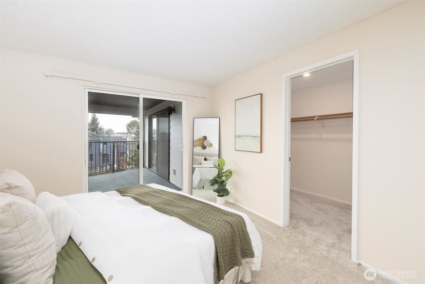 Property photo for 5000 California Avenue SW #405, Seattle photo 17