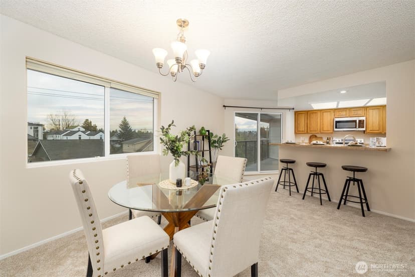 Property photo for 5000 California Avenue SW #405, Seattle photo 9