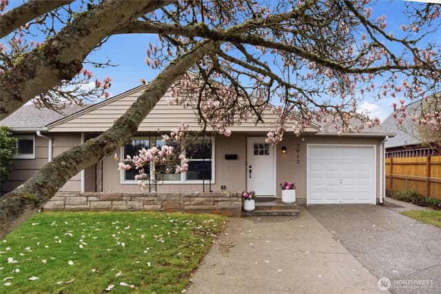 Property photo for 2012 Nipsic Avenue, Bremerton