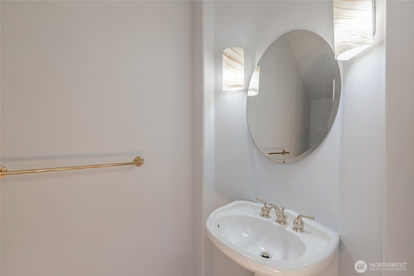 Property photo for 5207 77th Court W, University Place photo 14