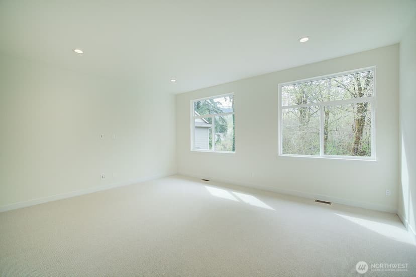 Property photo for 865 Front Street S, Issaquah photo 21