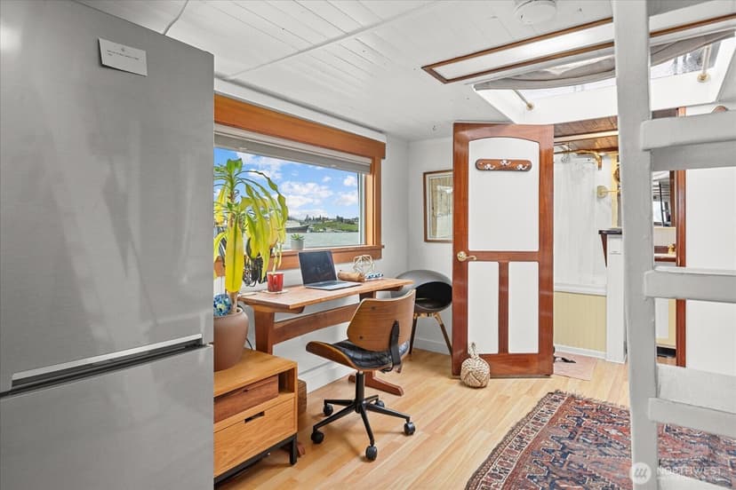 Property photo for 2706 Westlake Avenue N #01A, Seattle photo 11