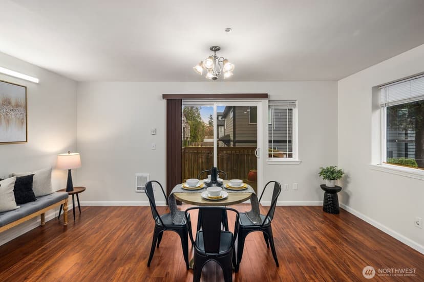 Property photo for 3322 SW 148th Street #E7, Lynnwood photo 5