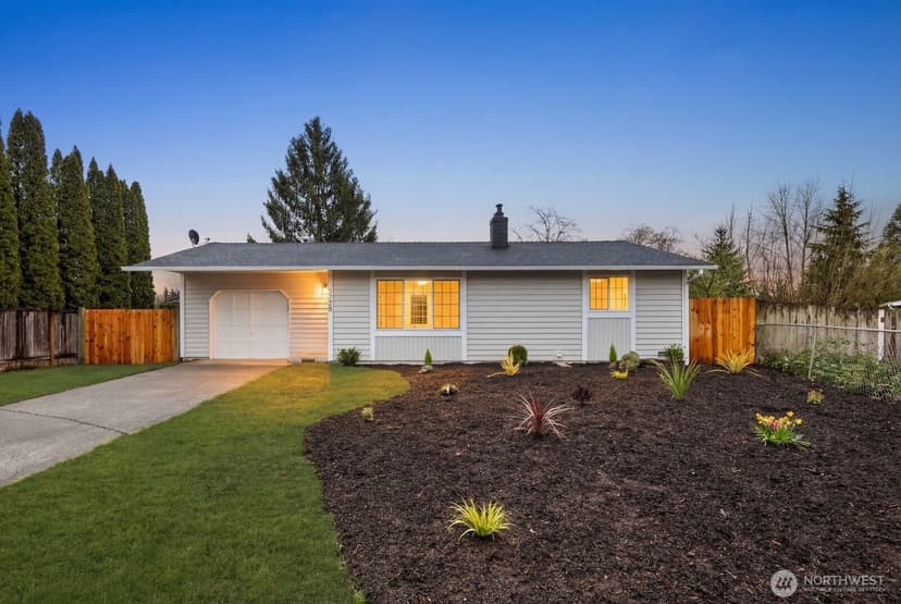 Property photo for 5728 91st Place NE, Marysville