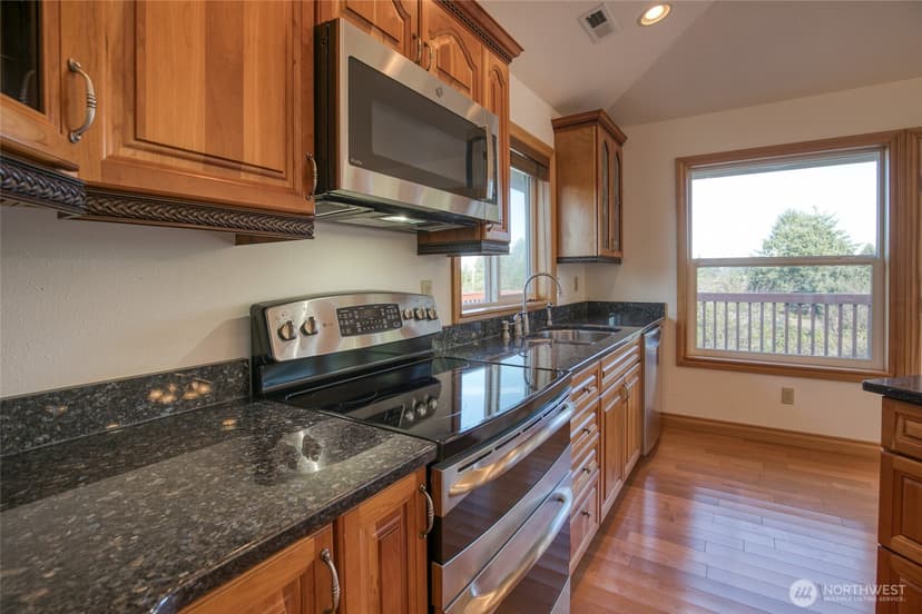 Property photo for 288 N Wynoochee Drive SW, Ocean Shores photo 18