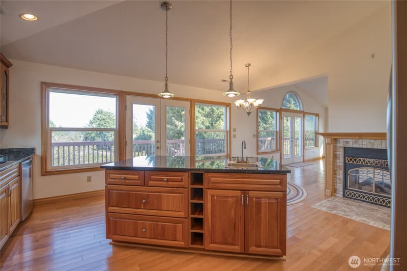 Property photo for 288 N Wynoochee Drive SW, Ocean Shores photo 2
