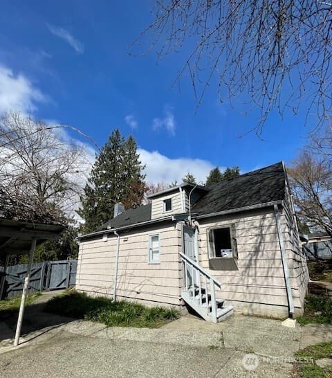 Property photo for 6221 S 129th Street, Seattle photo 14