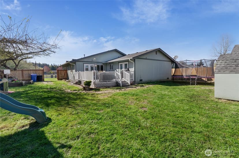 Property photo for 933 13th Street SW, Puyallup photo 26