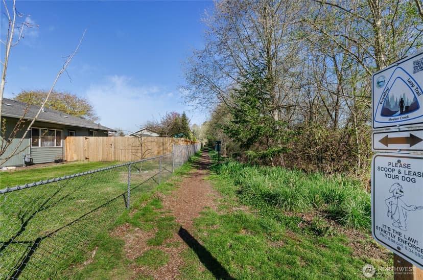 Property photo for 933 13th Street SW, Puyallup photo 30