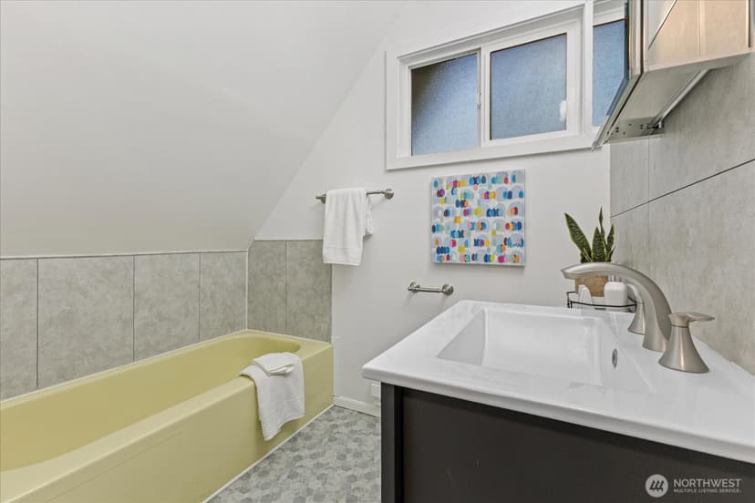 Property photo for 14602 Holiday Dr NW, Gig Harbor photo 11