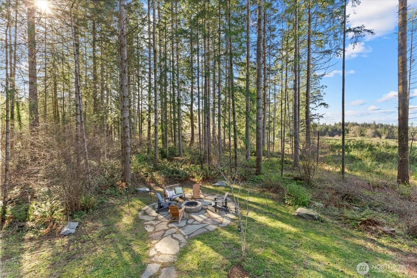 Property photo for 14602 Holiday Dr NW, Gig Harbor photo 15