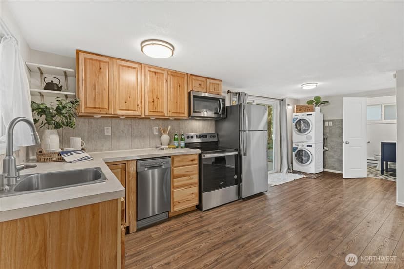 Property photo for 14602 Holiday Dr NW, Gig Harbor photo 6