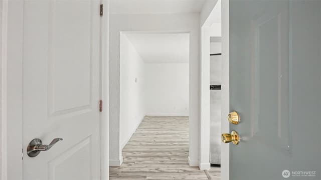 Property photo for 16419 Spruce Way #D1, Lynnwood photo 3
