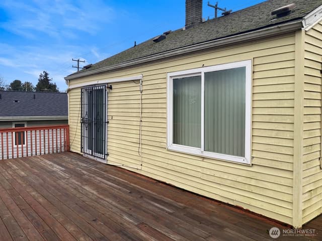 Property photo for 10231 Beacon Avenue S, Tukwila photo 3