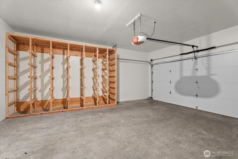 Property photo for 10501 SE 250th Place #C102, Kent photo 18