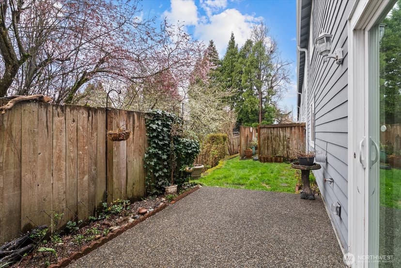 Property photo for 10501 SE 250th Place #C102, Kent photo 19