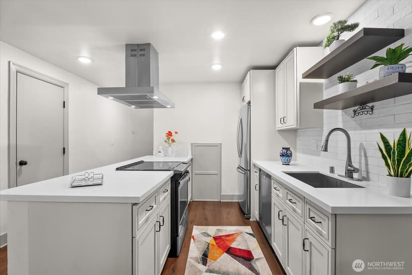 Property photo for 10501 SE 250th Place #C102, Kent photo 7