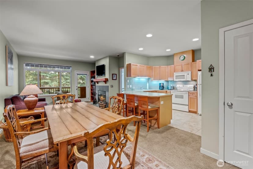Property photo for 20701 Club House Drive #109, Leavenworth photo 4