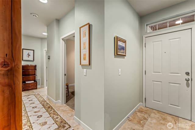 Property photo for 20701 Club House Drive #109, Leavenworth photo 3