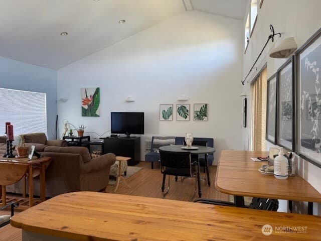 Property photo for 1410 N Jetty Avenue SW, Ocean Shores photo 5