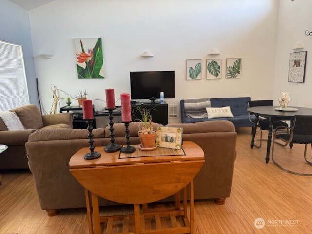 Property photo for 1410 N Jetty Avenue SW, Ocean Shores photo 2