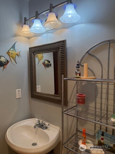 Property photo for 1410 N Jetty Avenue SW, Ocean Shores photo 8