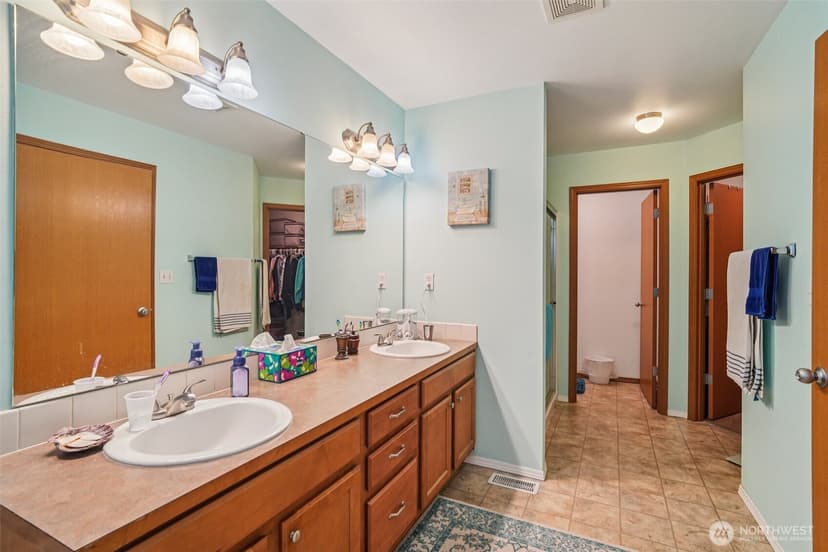 Property photo for 11417 185th Street E, Puyallup photo 19