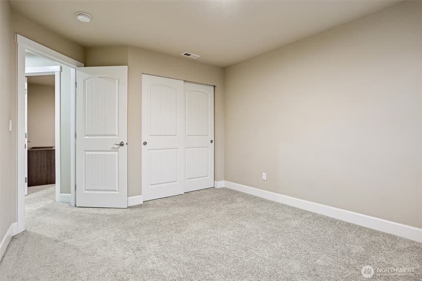 Property photo for 1415 39th Street SE, Puyallup photo 25