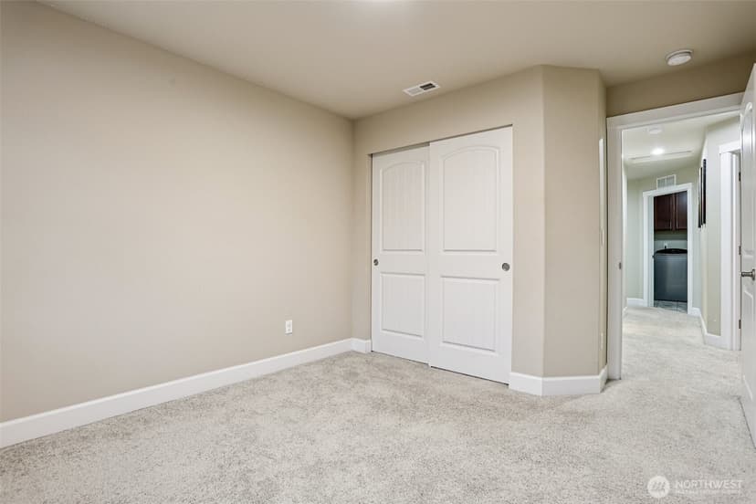 Property photo for 1415 39th Street SE, Puyallup photo 23