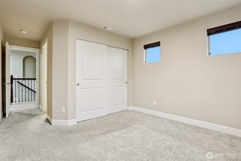 Property photo for 1415 39th Street SE, Puyallup photo 32