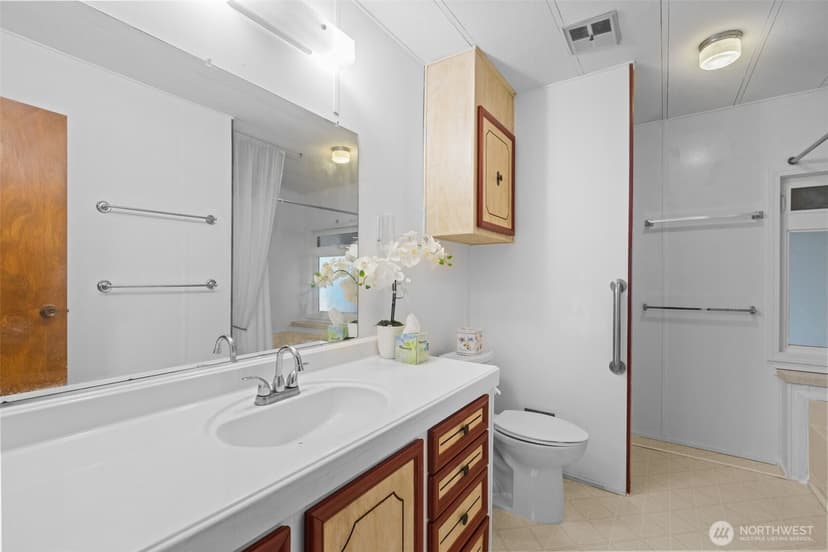 Property photo for 21911 SE 107th Place #15, Kent photo 24
