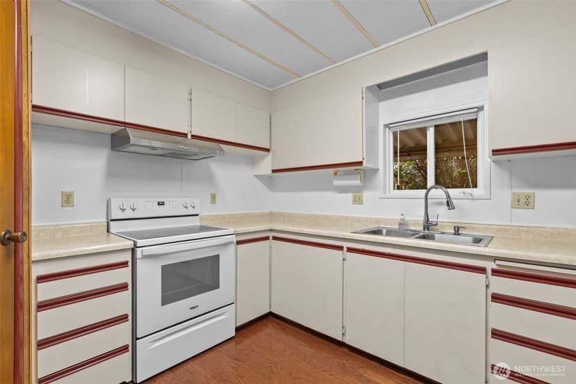 Property photo for 21911 SE 107th Place #15, Kent photo 12