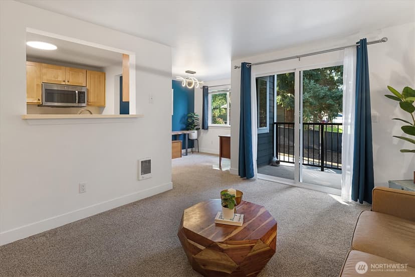 Property photo for 14206 NE 181st Place #L202, Woodinville photo 9