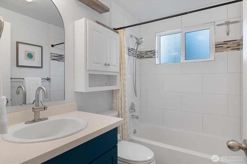 Property photo for 14206 NE 181st Place #L202, Woodinville photo 21